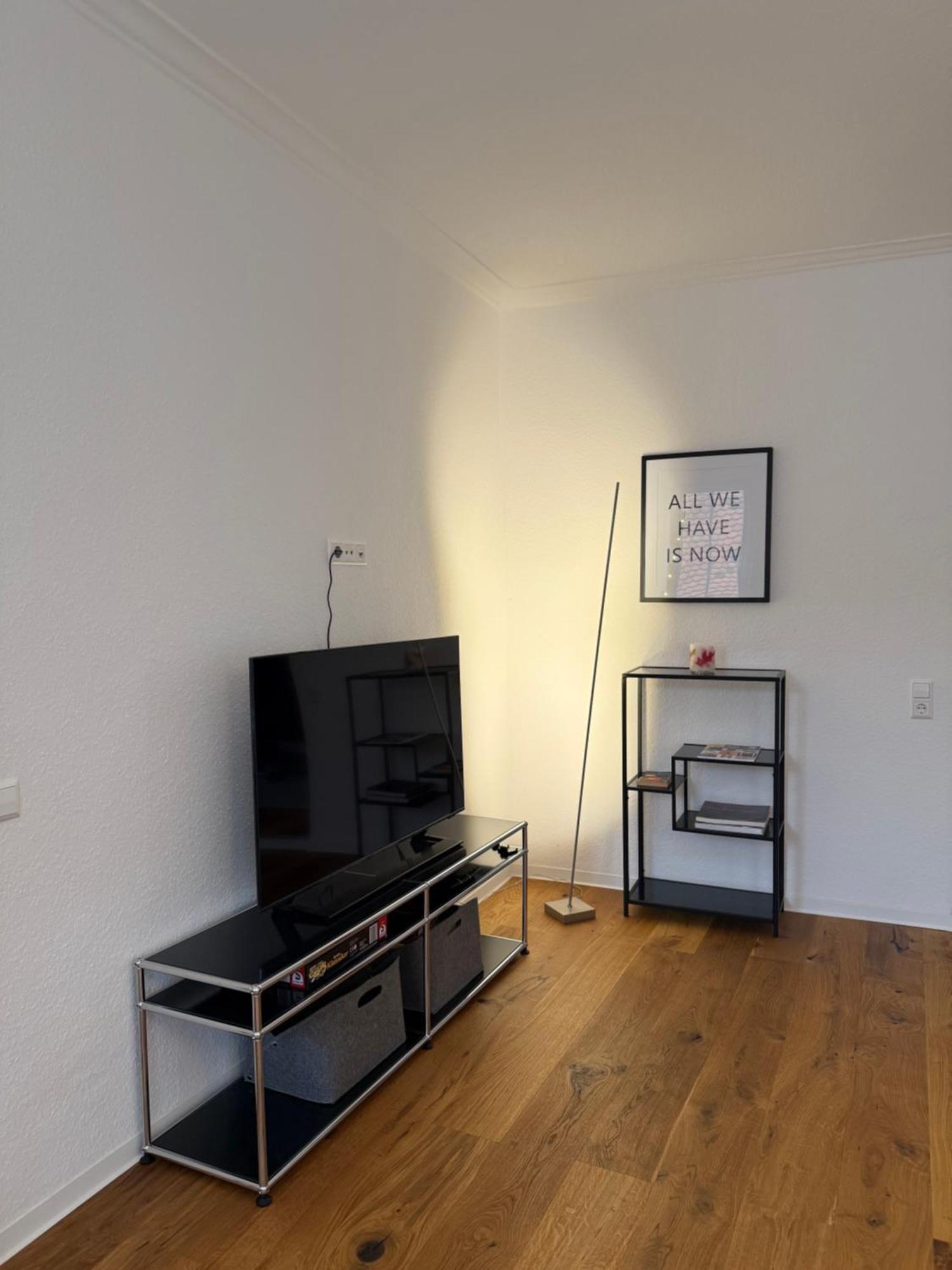 Stylisches Apartment Mit Grossem Tageslichbad Am Marktplatz Leonberg Exterior photo